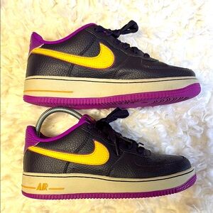 Airforce 1 Lakers Friends and Family